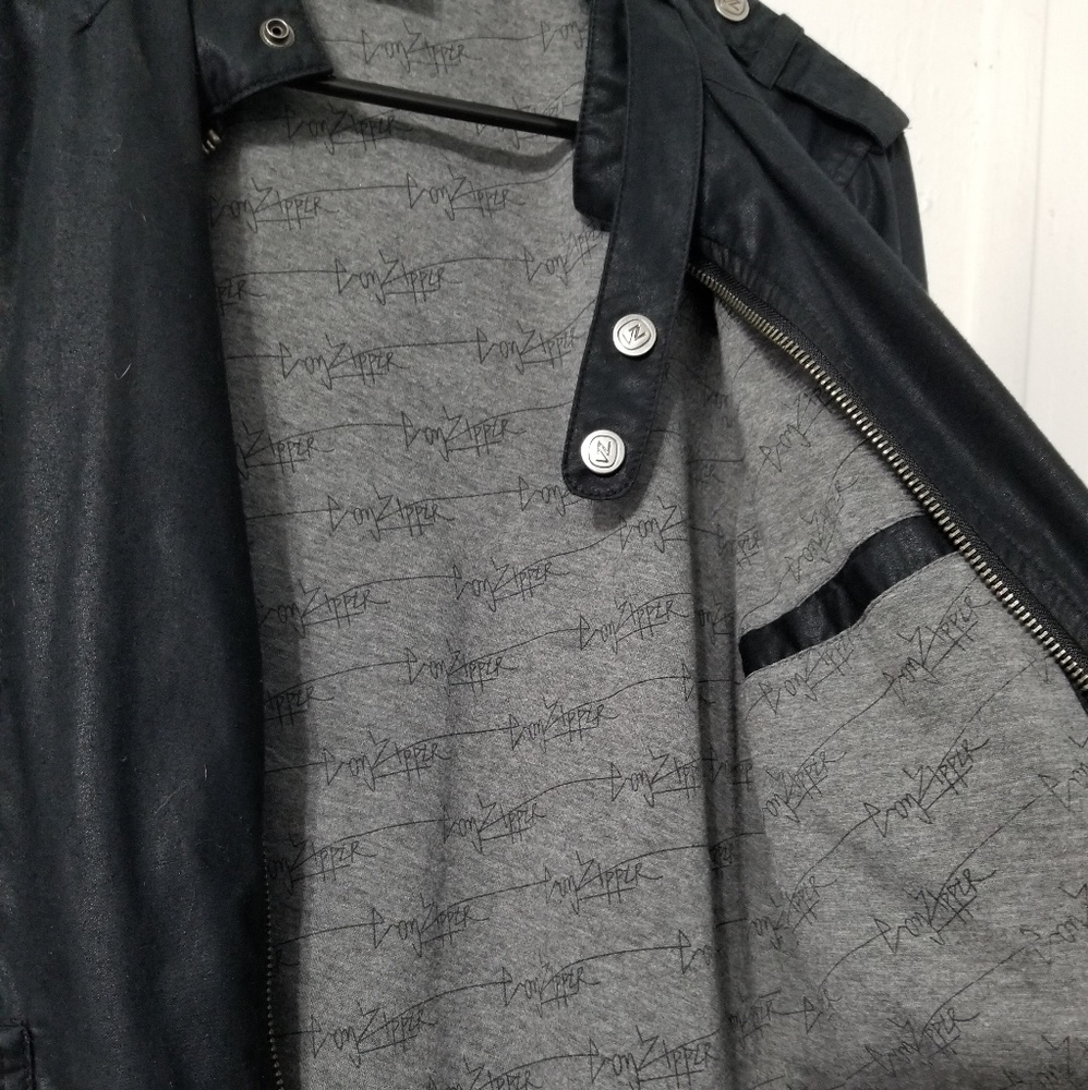 Von Zipper Black Bomber jacket(M) - Picture 4 of 6